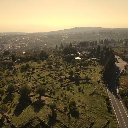 Agrirelais Eremo Sant'anna בית חווה *